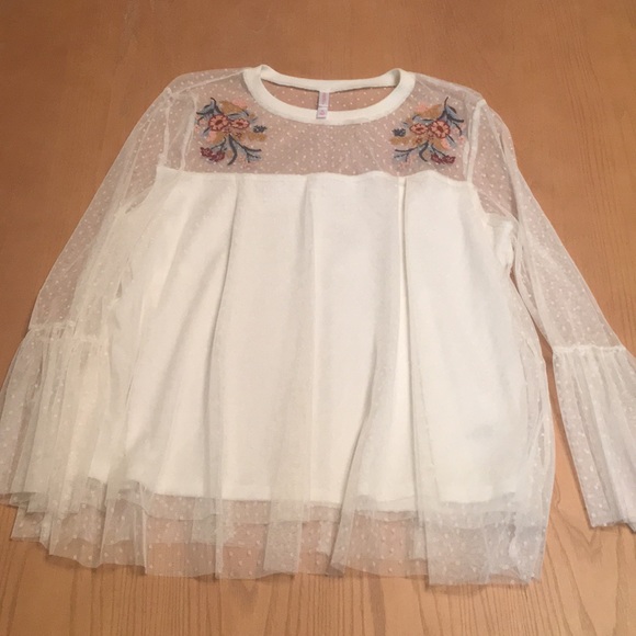 Xhilaration Tops - Xhilaration embroidered top